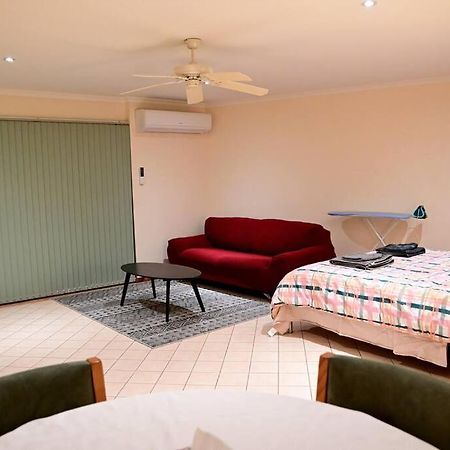 Spacious Studio In Alicesprings Queenbed+Ksairbed Alice Springs Zewnętrze zdjęcie