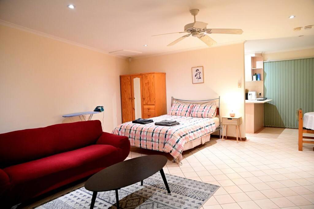 Spacious Studio In Alicesprings Queenbed+Ksairbed Alice Springs Zewnętrze zdjęcie