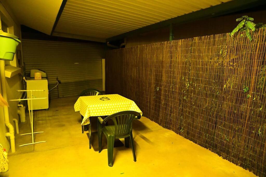 Spacious Studio In Alicesprings Queenbed+Ksairbed Alice Springs Zewnętrze zdjęcie
